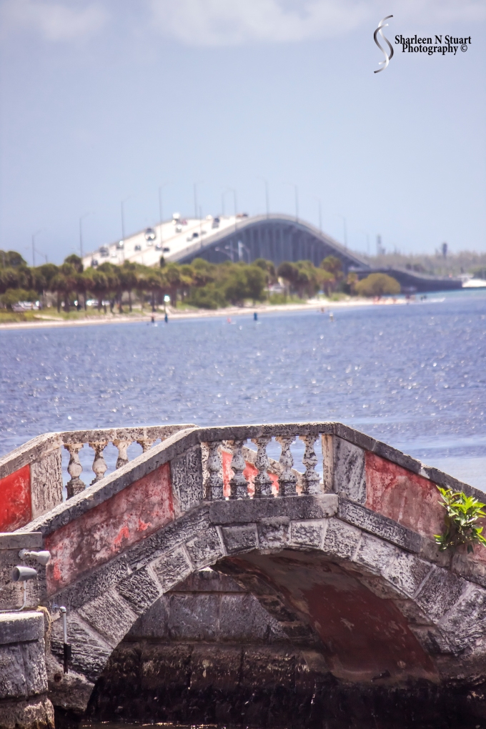 I loved the view of the two bridges - the old and the new.  The old bridge is part of the Vizcaya grounds, the new bridge links Miami mainland to Key Biscayne.